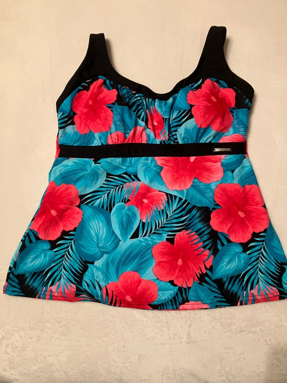ZeroXposur Neon Coral & Black Swim Top-NWOT